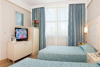 Von Resort Golden Coast Hotel 5*