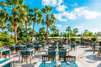 Von Resort Golden Coast Hotel