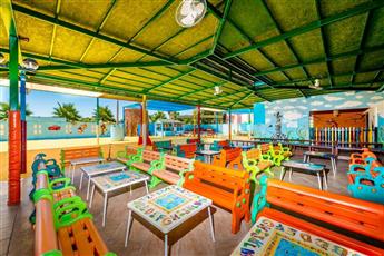 Von Resort Golden Coast Hotel