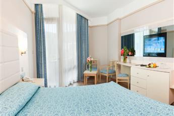 Von Resort Golden Coast Hotel
