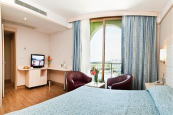 Vonresort Golden Coast Hotel 5*