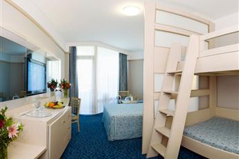 Vonresort Golden Coast Hotel 5*