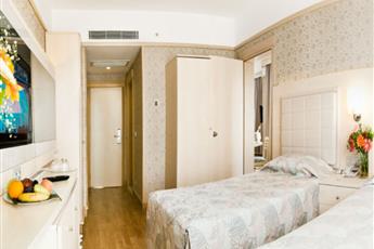 Vonresort Golden Coast Hotel 5*