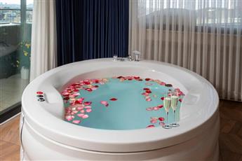 Walton Gardens Pera 4*