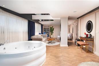 Walton Gardens Pera 4*