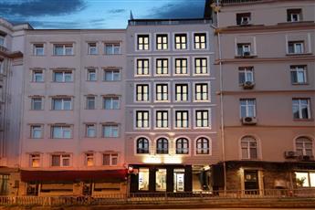 Walton Gardens Pera 4*