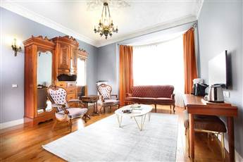 Walton Hotels Taksim Pera 4*