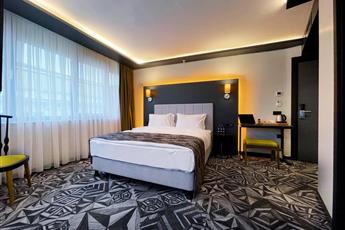Weingart Istanbul 4*