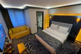 Weingart Istanbul 4*