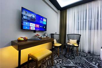 Weingart Istanbul 4*