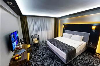Weingart Istanbul 4*