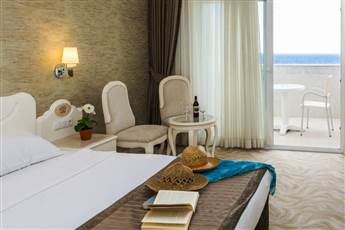White Gold Hotel & Spa 5*