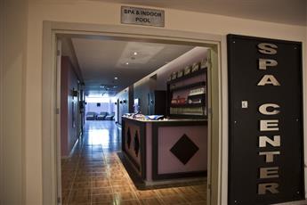 White Lilyum Hotel