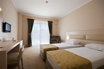 White Lilyum Hotel