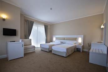 White Lilyum Hotel