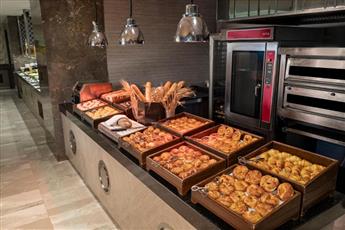 Windsor Hotel & Convention Center Istanbul 5*