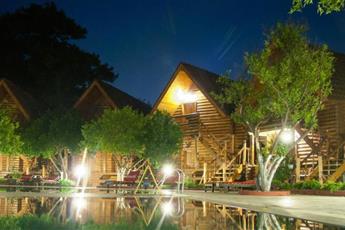 Woodline Hotel
