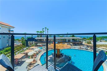 World Star Beach Resort & Spa
