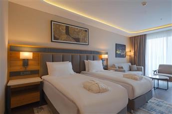 Wyndham Alanya Hotel 5*