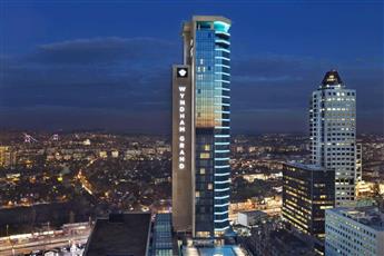 Wyndham Grand Istanbul Levent 5*