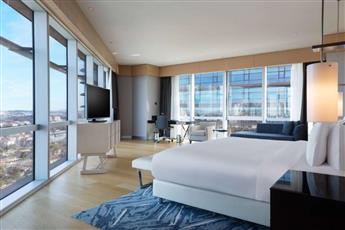 Wyndham Grand Istanbul Levent 5*