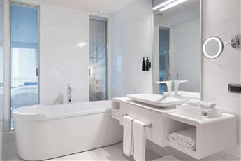 Wyndham Grand Istanbul Levent 5*