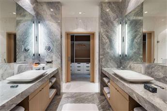 Wyndham Grand Istanbul Levent 5*