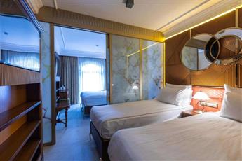 Wyndham Istanbul Old City 5*