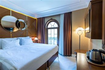 Wyndham Istanbul Old City 5*