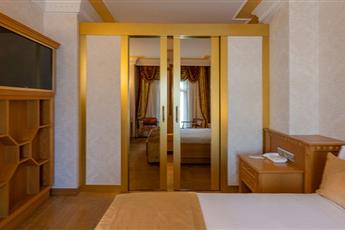 Wyndham Istanbul Old City 5*
