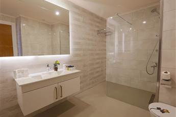 Xoria Deluxe Hotel 5*