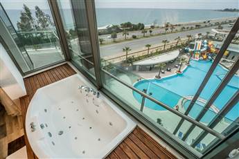 Xoria Deluxe Hotel 5*