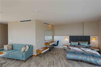 Xoria Deluxe Hotel