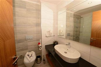 Xoria Deluxe Hotel