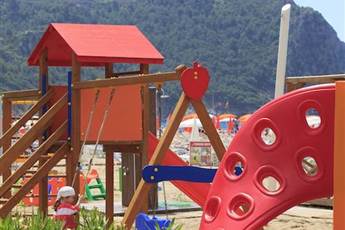 Xperia Saray Beach Hotel 4*