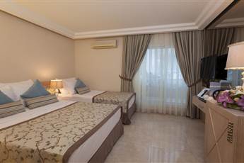 Xperia Saray Beach Hotel 4*