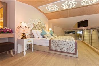 Xperia Saray Beach Hotel + 7 YEARS Xperia Saray Beach Hotel + 7 YEARS
