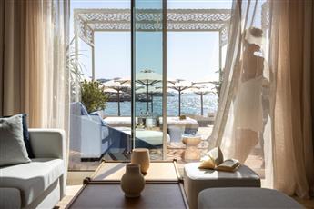 Yalıkavak Marina Hotel by Social Living Collection 5*