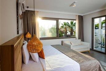 Yalipark Beach Hotel 3*