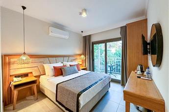 Yalipark Beach Hotel 3*