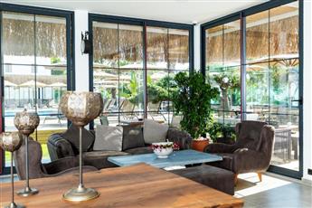 Yalipark Beach Hotel 3*