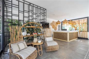 Yalipark Beach Hotel
