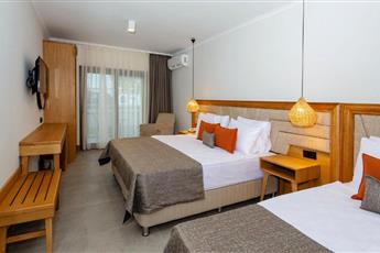 Yalipark Beach Hotel