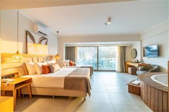 Yalipark Beach Hotel