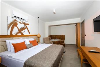 Yalipark Beach Hotel