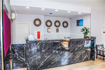 Yaman Life Hotel