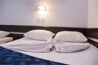 Yaman Life Hotel