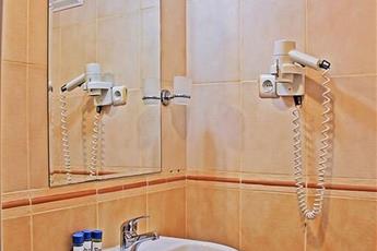 Yaman Life Hotel