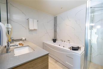 Yasmin Bodrum Resort 5*