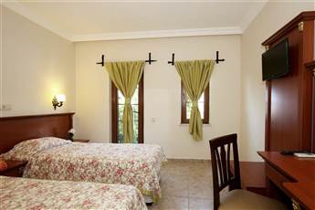 Yel Holiday Resort 4*